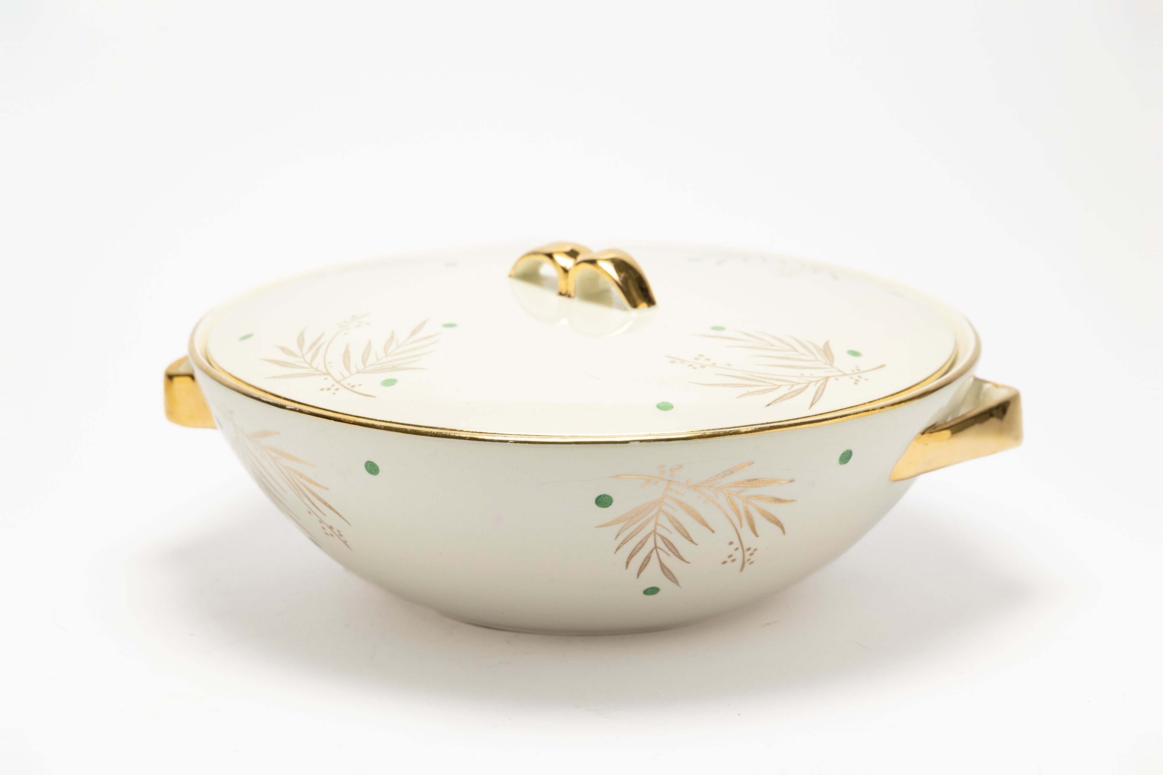 “Saturne” dinner service - Covered bowl – 24 cm